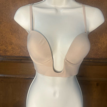 NWOT SIZE XL SKIMS Nude Deep V Bra
