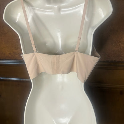 NWOT SIZE XL SKIMS Nude Deep V Bra