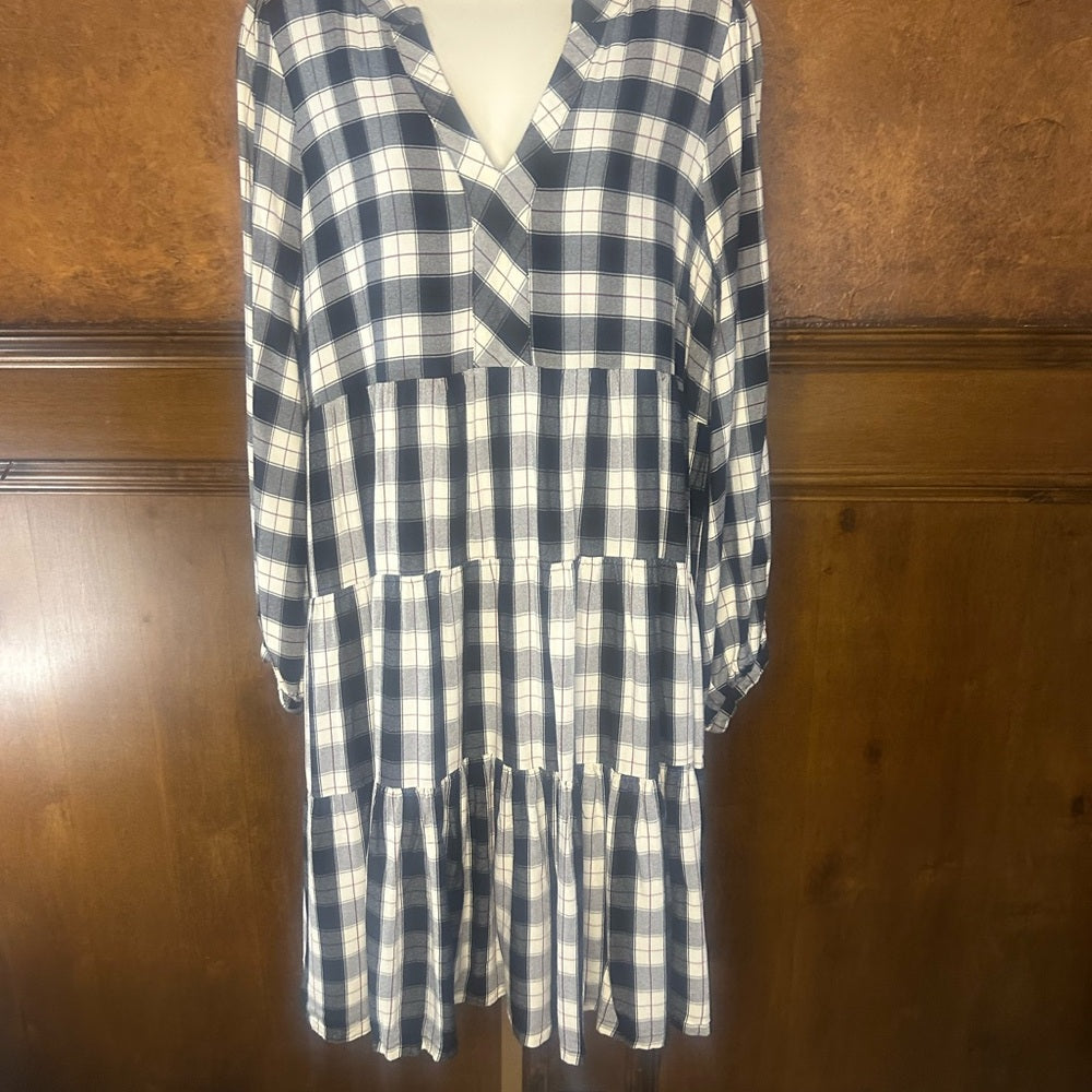 NWOT SIZE XL Maeve Plaid Long Sleeve Dress in Black and White