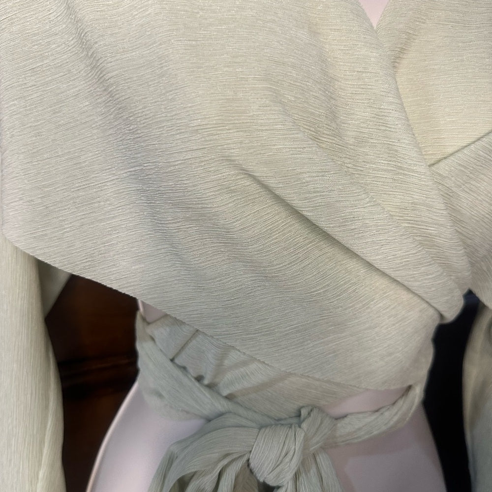 NWOT SIZE M Elegant Wrap Blouse in Light Green