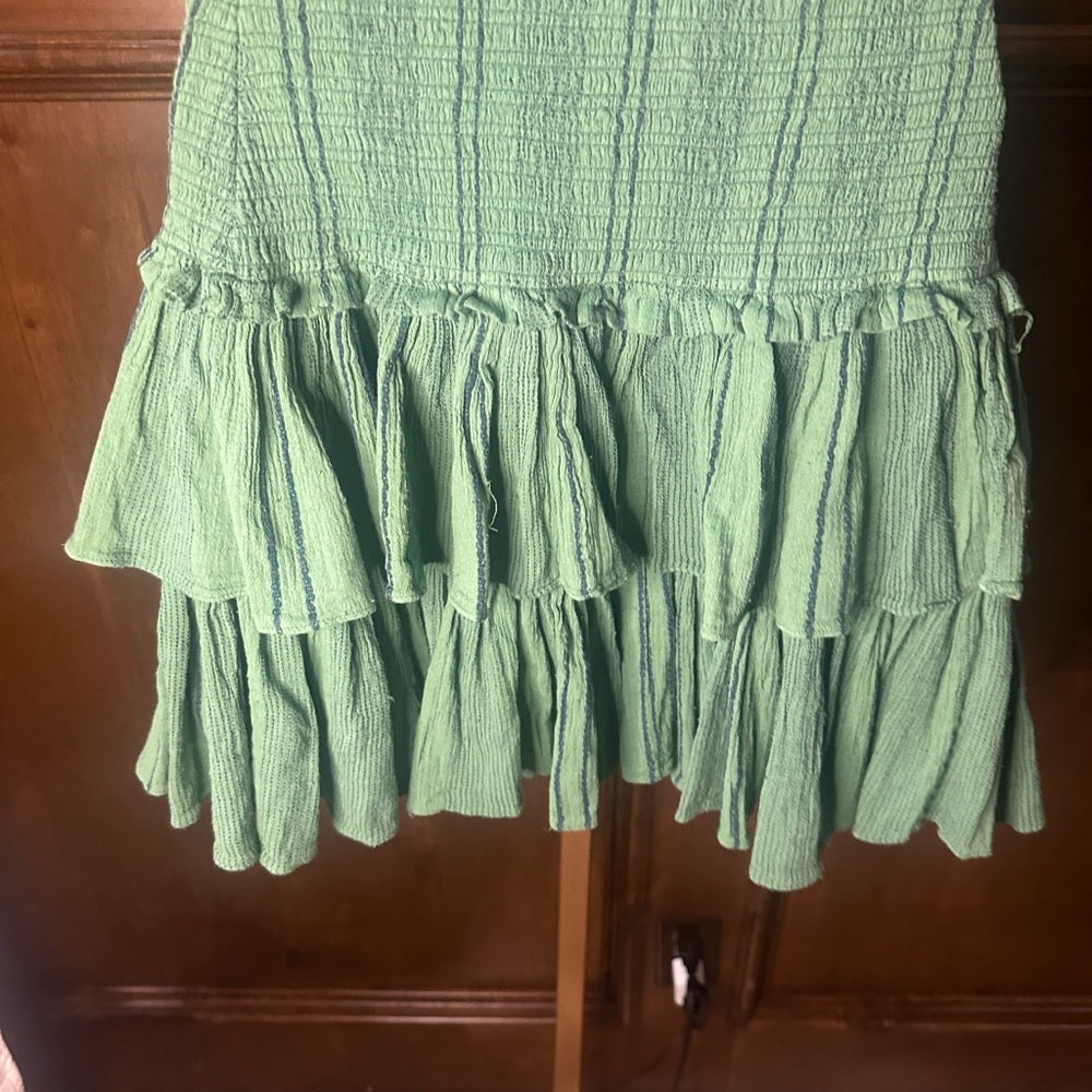 NWT SIZE L/3 Sundry Ruffled Mini Skirt in Red and Green for Night Out