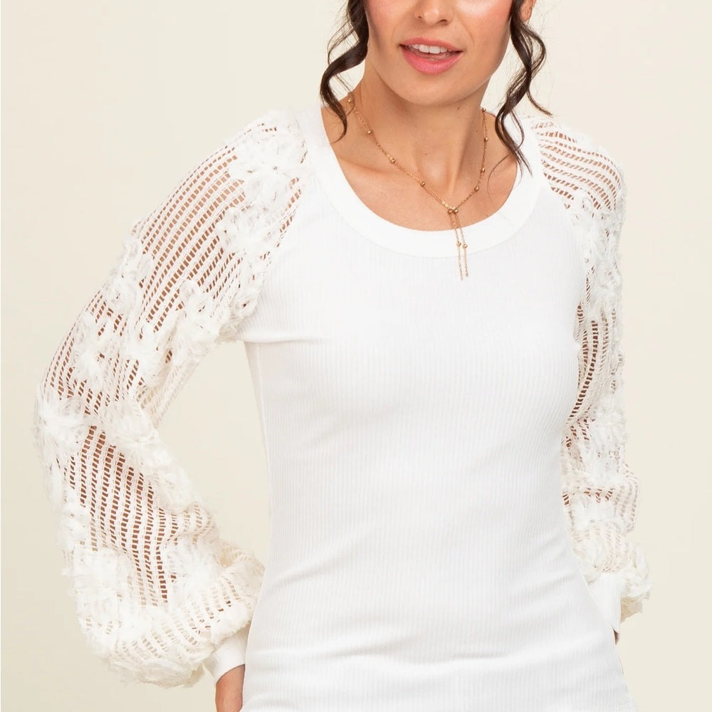 NWOT SIZE XL So Me Ivory Lace Sleeve Blouse