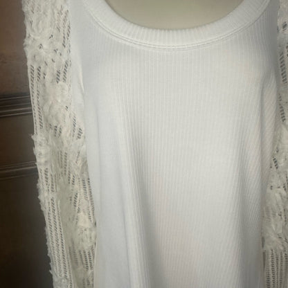 NWOT SIZE XL So Me Ivory Lace Sleeve Blouse