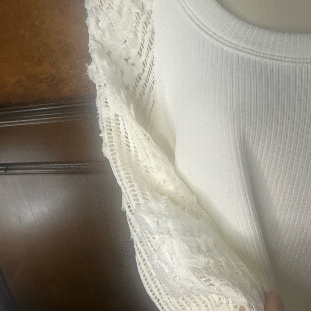 NWOT SIZE XL So Me Ivory Lace Sleeve Blouse
