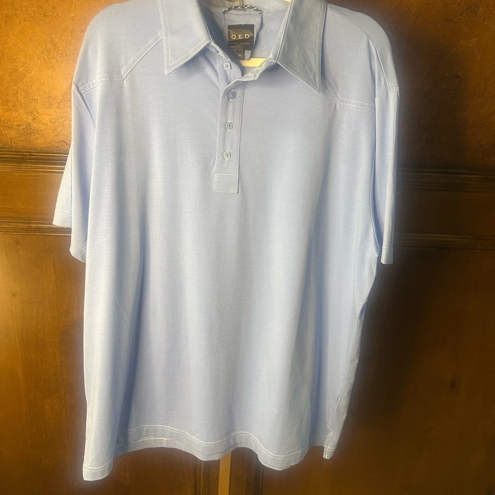 NWT SIZE XL QED London Light Blue Button-Down Shirt