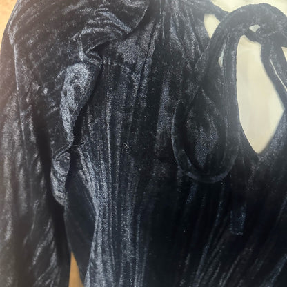 NWT SIZE XS Rachel Parcell Elegant Black Velvet Top