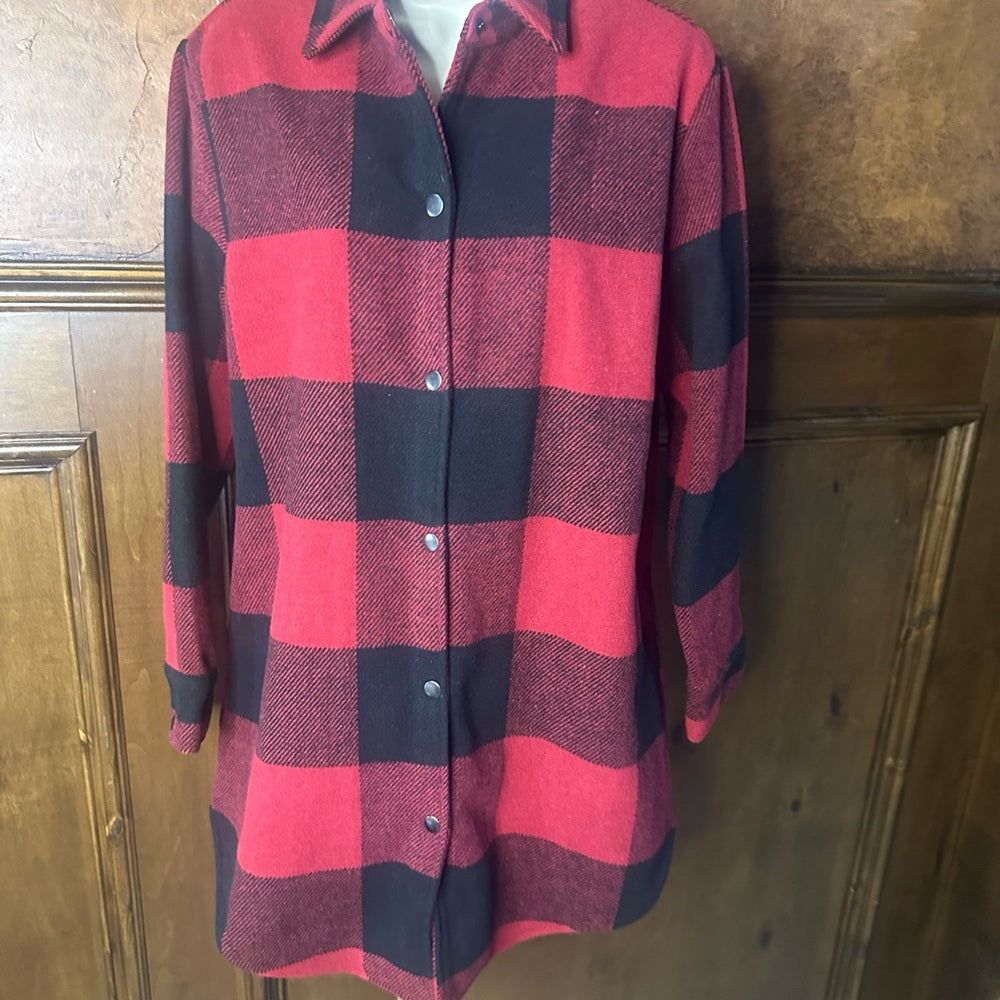 NWT SIZE S WILL FIT A M BB Dakota Checkered Red and Black Utility Jacket