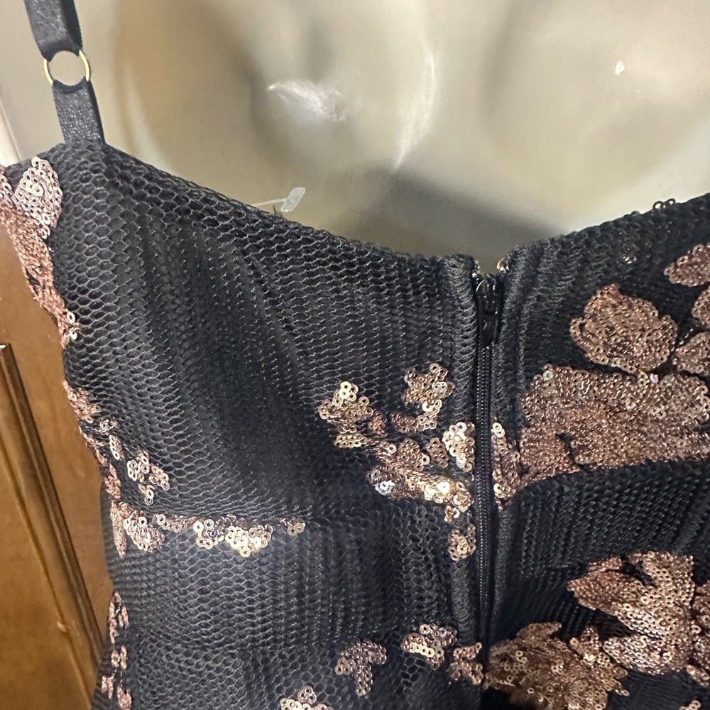 SIZE 2X Fashion Nova Elegant Black and Gold Floral Mini Dress