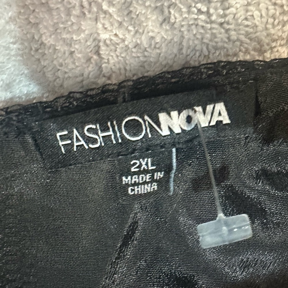 SIZE 2X Fashion Nova Elegant Black and Gold Floral Mini Dress