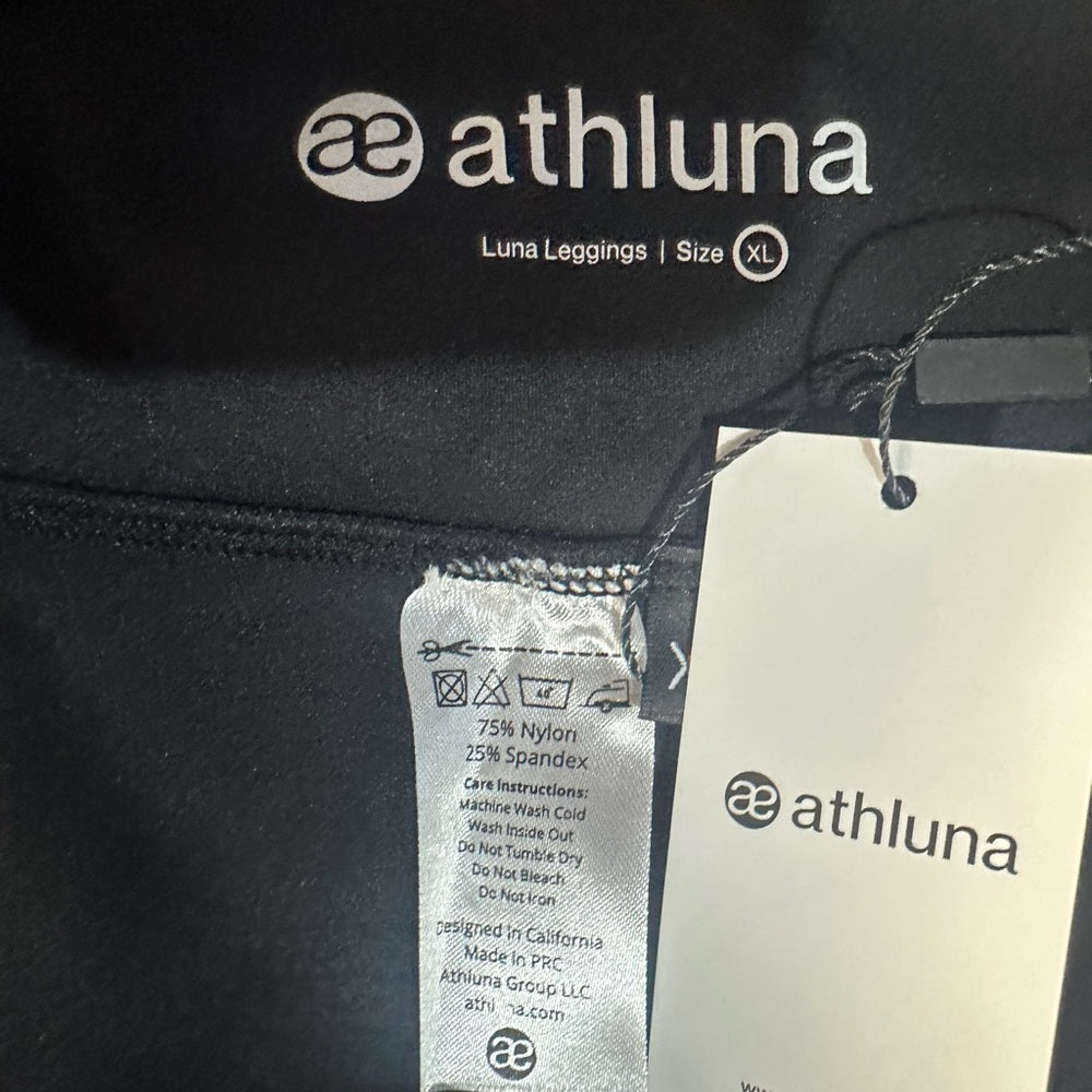 NWT SIZE XL Elegant Black Women's Leggings