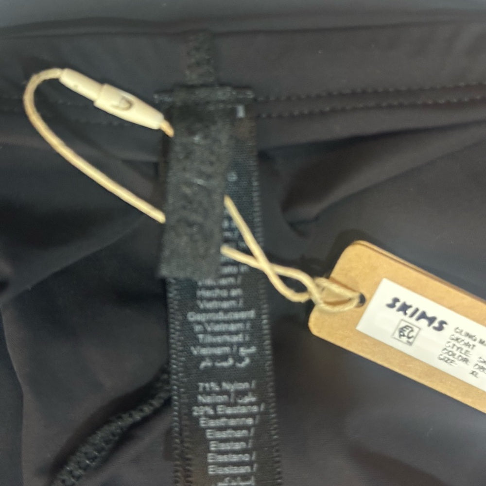 NWT SIZE XL SKIMS Elegant Black Mini Skirt