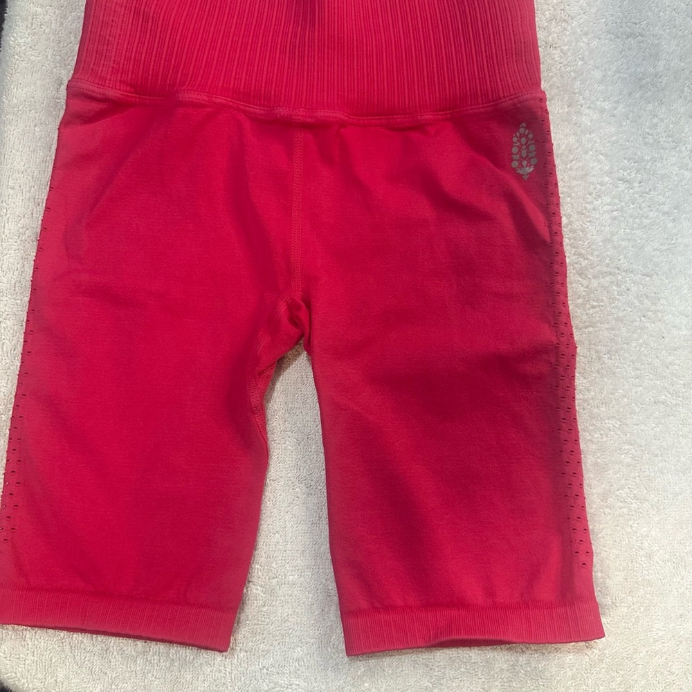 NWT SIZE XS/S FP Movement by Free People Vibrant Pink Bike Shorts