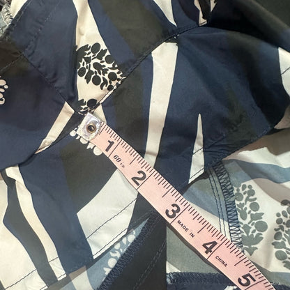 NWT SIZE M FP Movement by Free People Navy and White Athletic Shorts