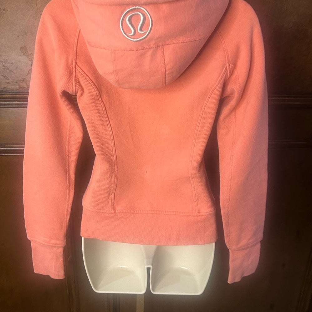 SIZE XS/S small spot on back lululemon athletica Vibrant Orange Hooded Jacket