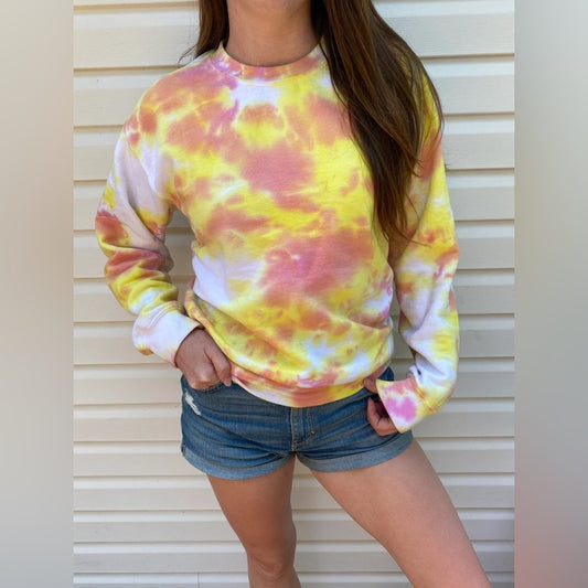 NWT SIZE 2/M Sundry Colorful Tie-Dye Sweatshirt