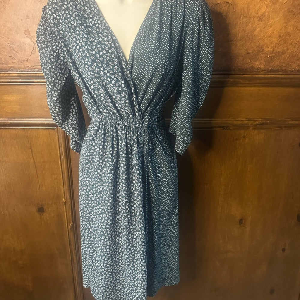SIZE 34/Xs-S Elegant Green Patterned Midi Dress