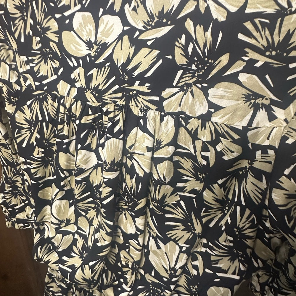 NWT SIZE 2/US 6 The Kooples Black and White Floral Mini Dress