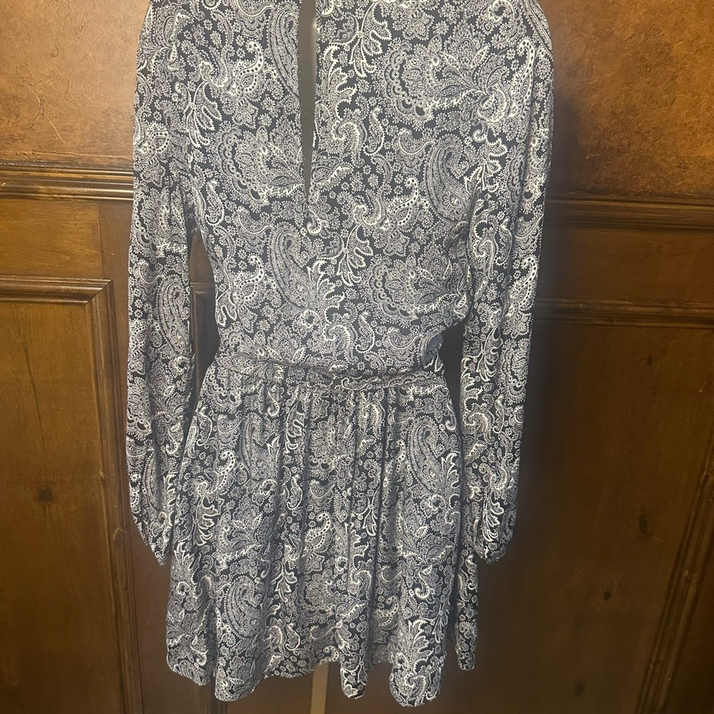 NWT SIZE M-L The Kooples Black and White Long Sleeve Dress