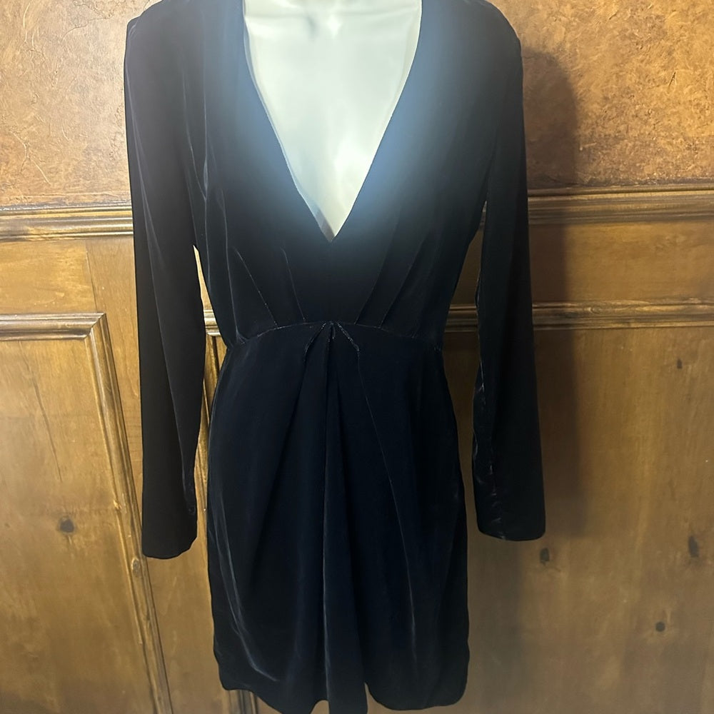 NWT SIZE 1/US4 The Kooples Elegant Black Velvet Dress
