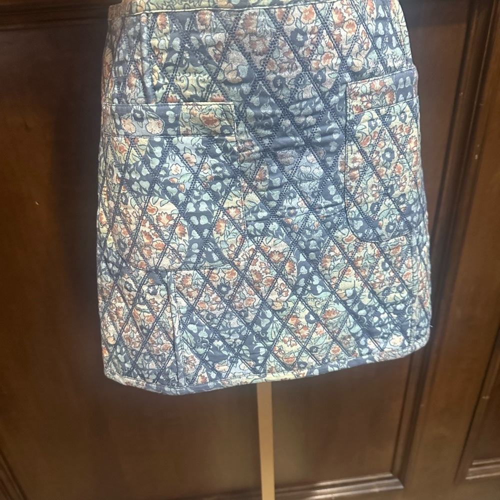 NWOT SIZE 4 Free People Blue and White Geometric Mini Skirt