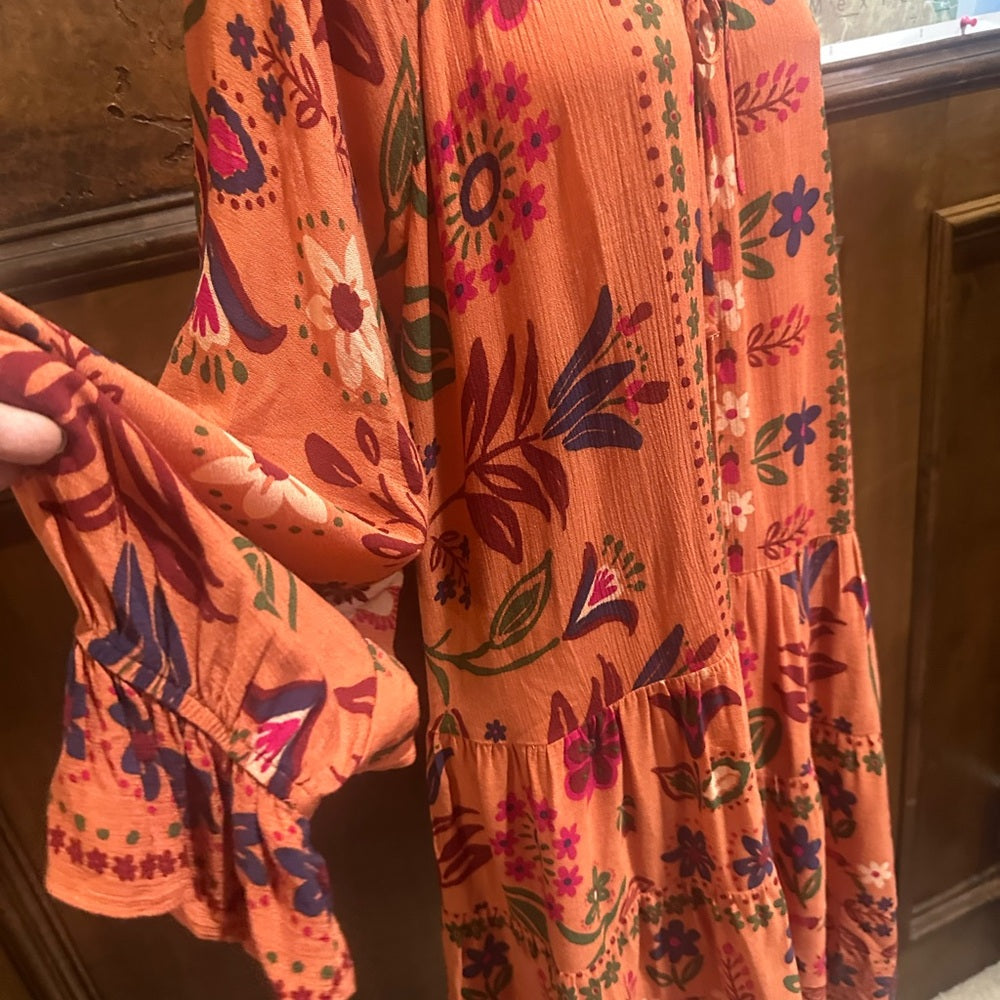 NWT SIZE 1X Easel Vibrant Orange Patterned Long Sleeve Dress