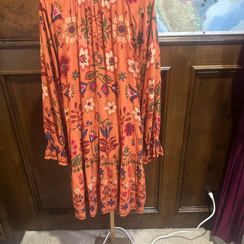 NWT SIZE 1X Easel Vibrant Orange Patterned Long Sleeve Dress