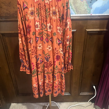 NWT SIZE 1X Easel Vibrant Orange Patterned Long Sleeve Dress