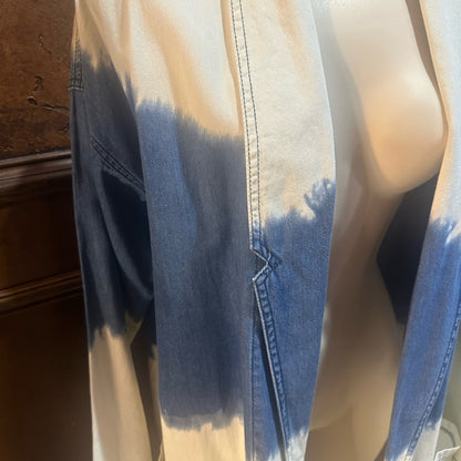 SIZE S WILL FIT UP TO A L POL Blue and White Blazer