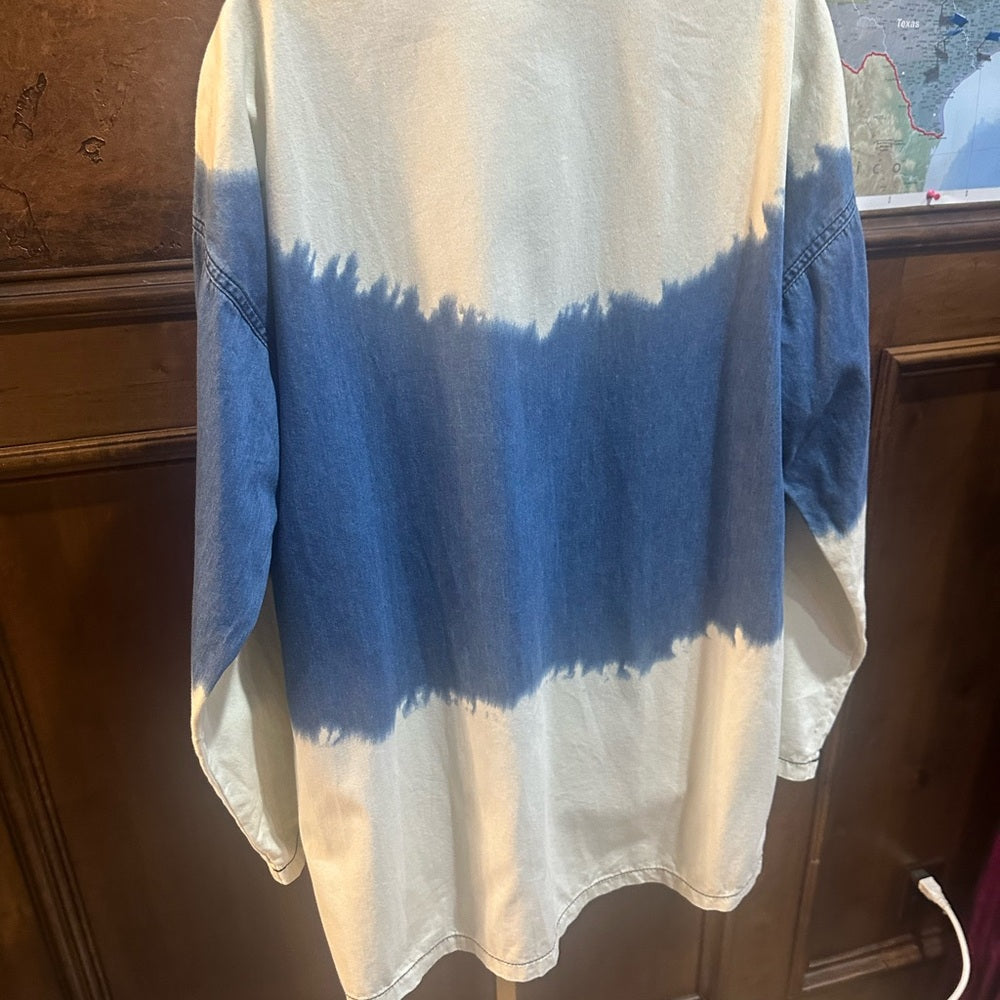 SIZE S WILL FIT UP TO A L POL Blue and White Blazer