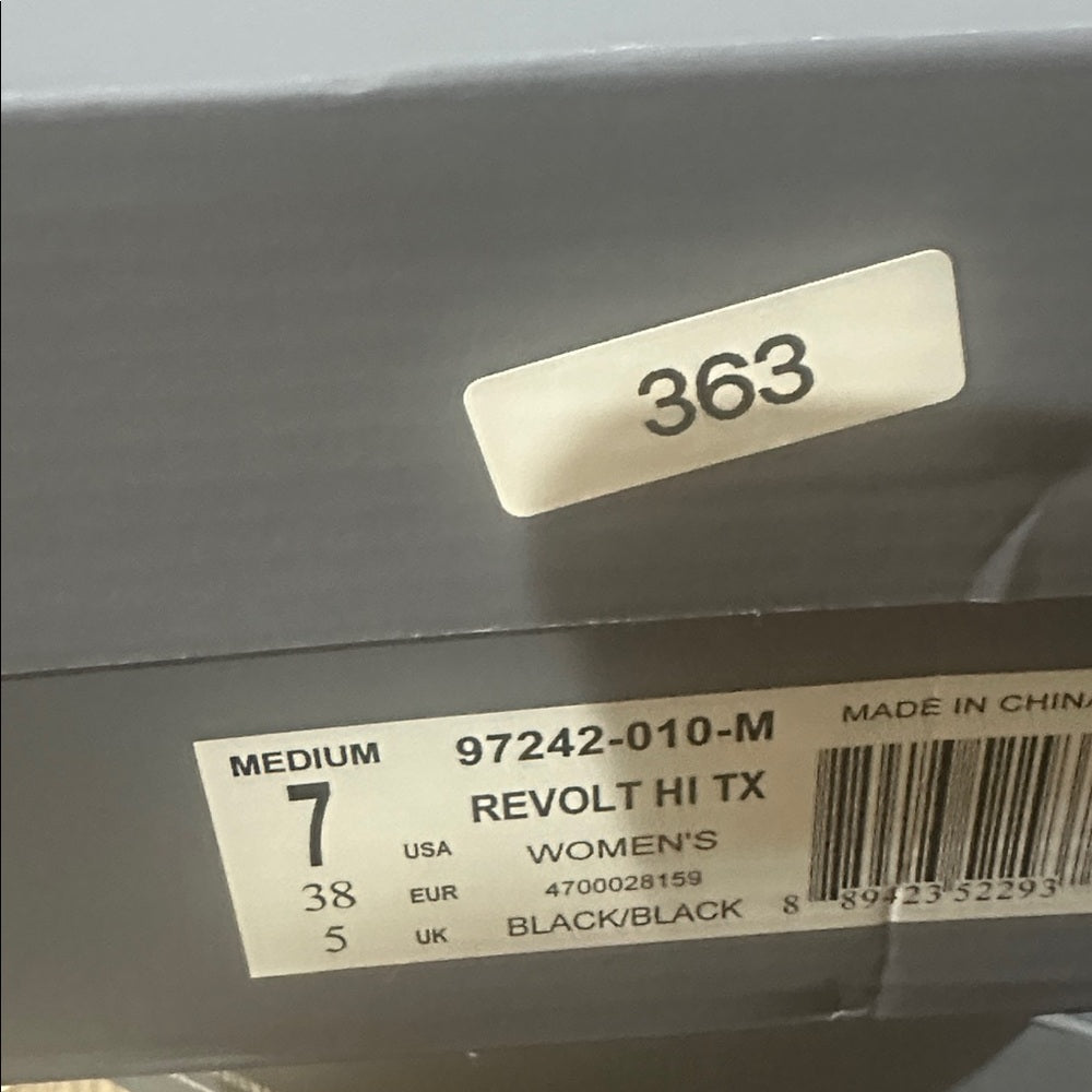 356.361.362.363.364 359. NEW 6/7/8.5/10 Black Chunky Ankle Boots, Rugged sole