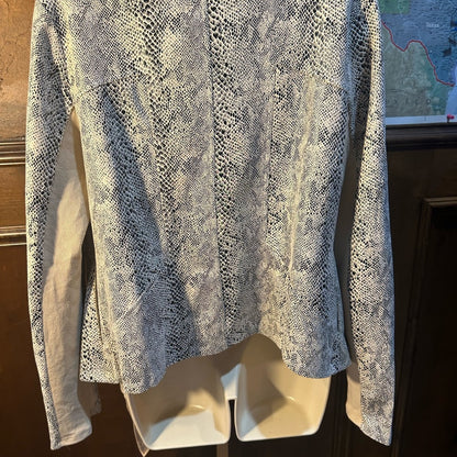 NWT SIZE M Elegant Snakeskin Print Blazer