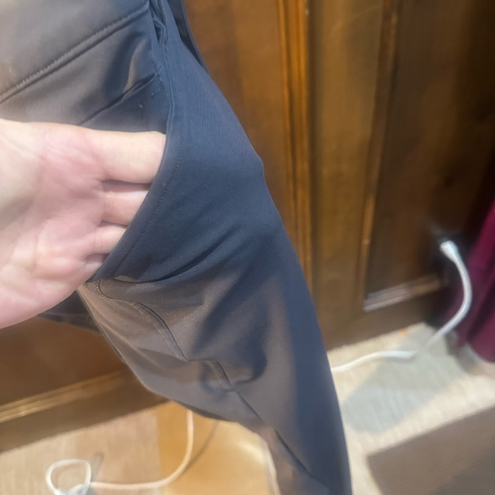 SIZE 34/32 lululemon athletica Men's Navy Slim Jeans