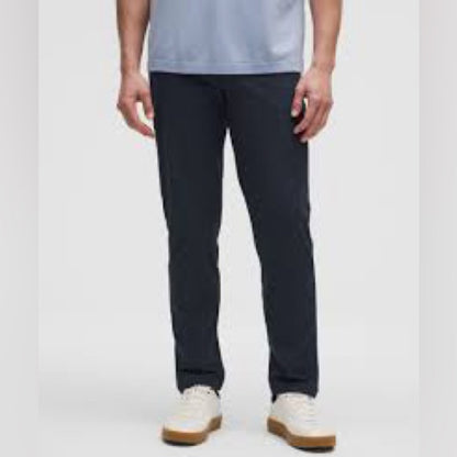 SIZE 34/32 lululemon athletica Men's Navy Slim Jeans