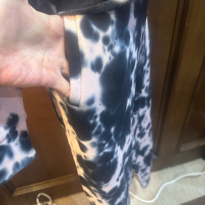 NWT SIZE M 525 America Monochrome Tie-Dye Jogger Set