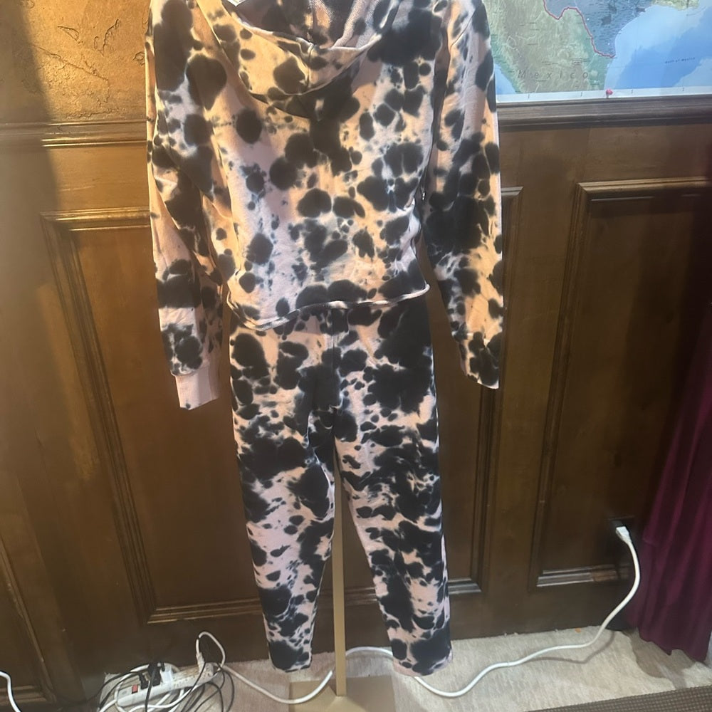 NWT SIZE M 525 America Monochrome Tie-Dye Jogger Set