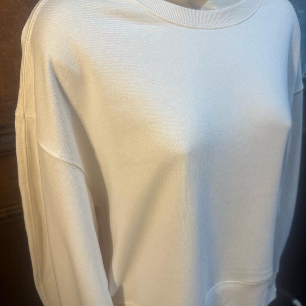 NWT SIZE M 525 America White and Yellow Fringe Sweatshirt