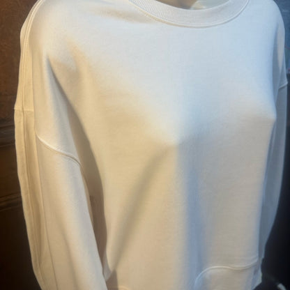 NWT SIZE M 525 America White and Yellow Fringe Sweatshirt