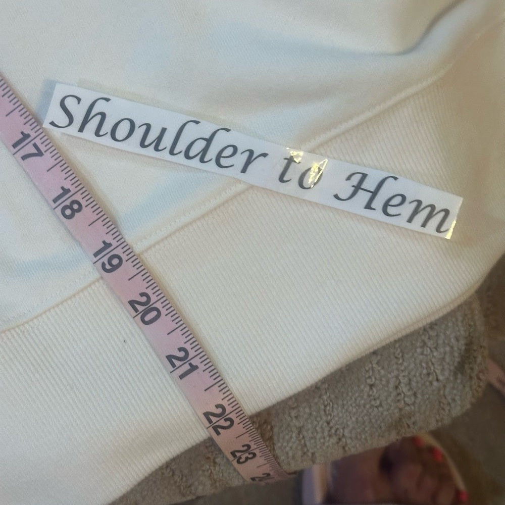 NWT SIZE M 525 America White and Yellow Fringe Sweatshirt