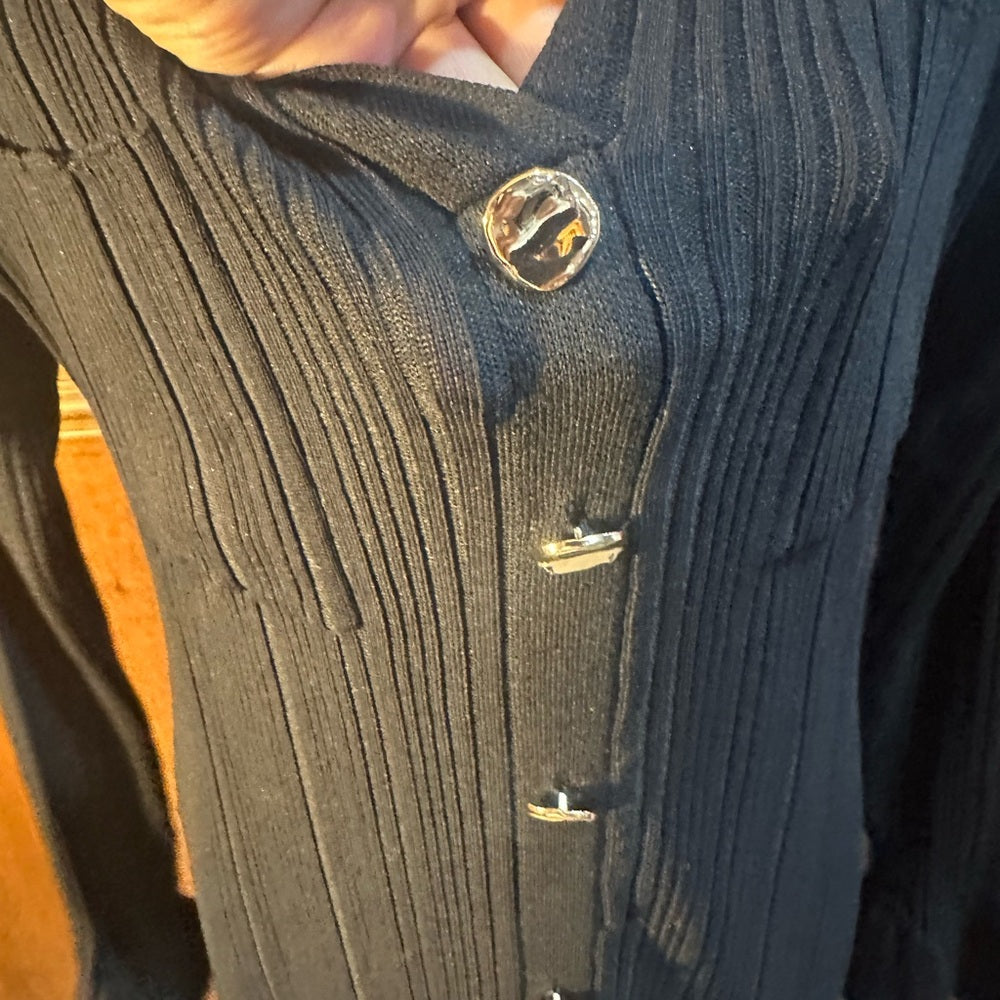 NWT SIZE L Chic Black Long Sleeve Button-Up Dress