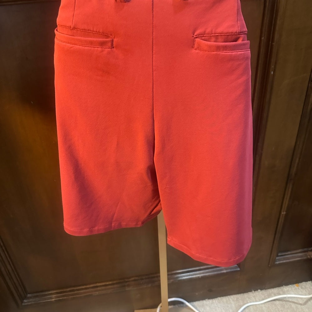 NWOT SIZE 36 Men's Classic Red Flat Front Shorts