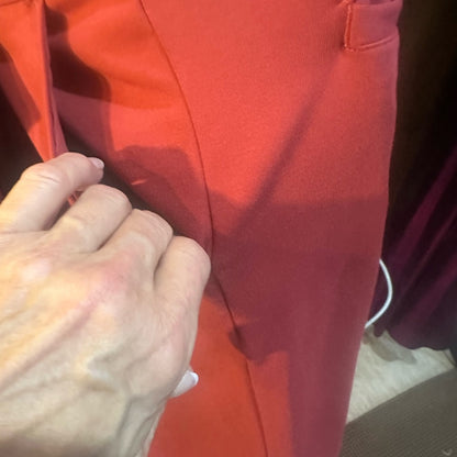 NWOT SIZE 36 Men's Classic Red Flat Front Shorts