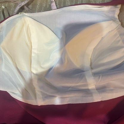 NWT SIZE 0 Chic One-Shoulder Burgundy Gown