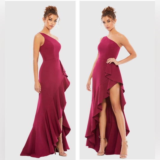 NWT SIZE 0 Chic One-Shoulder Burgundy Gown