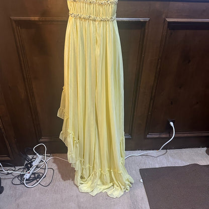 NWT SIZE 4 Mac Duggal Strapless Sunshine Yellow Gown