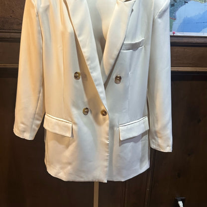 NWT SIZE L Steve Madden Cream Blazer with Gold Accents
