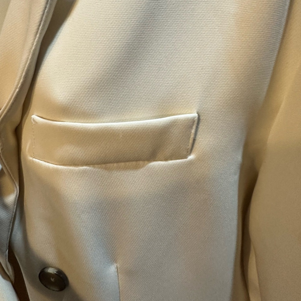 NWT SIZE L Steve Madden Cream Blazer with Gold Accents
