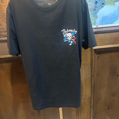 NWT SIZE M Disney Men's Black Tee with Mickey Mouse Design