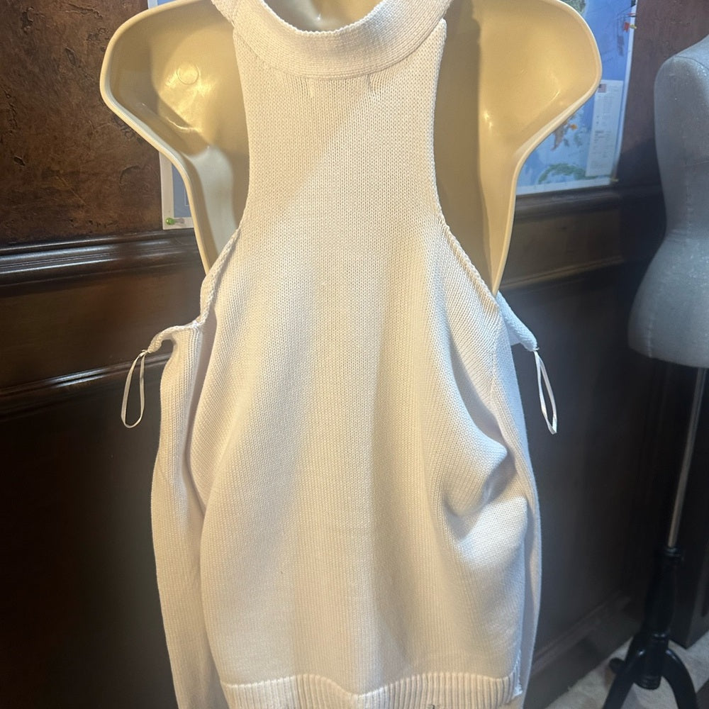 NWT SIZE L 525 America Off-Shoulder White Sweater