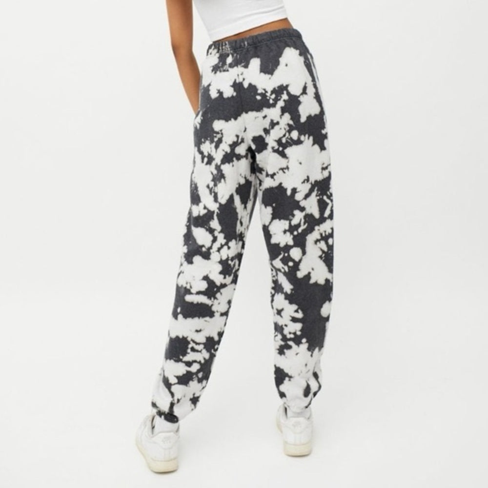 NWT SIZE S 525 America Monochrome Splatter Joggers
