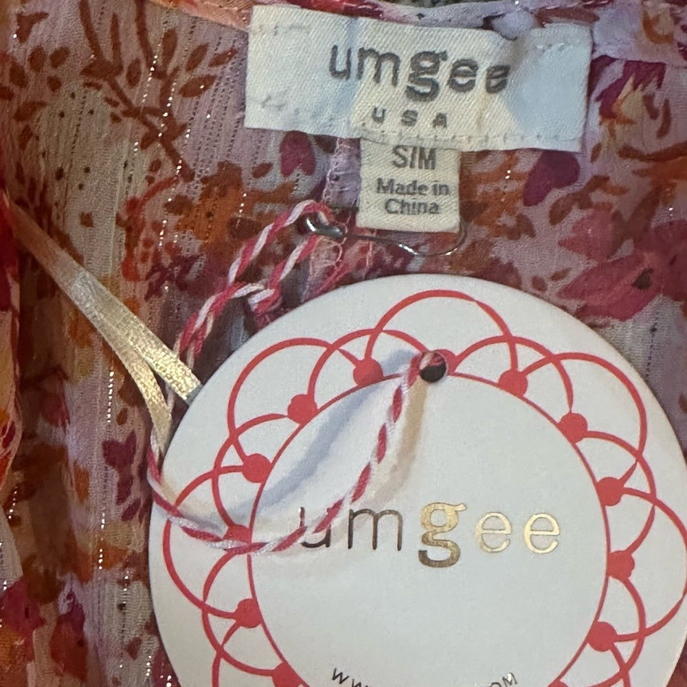 NWT SIZE S/M will fit up to an XL Umgee Pink Floral Kimono